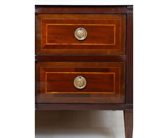 Tuscan chest of drawers