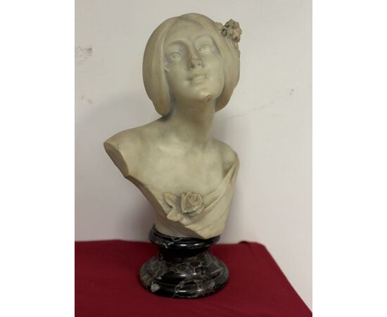 Busto in marmo di Carrara. La bella Fiorentina Emilio fiaschi 1858 . 1941