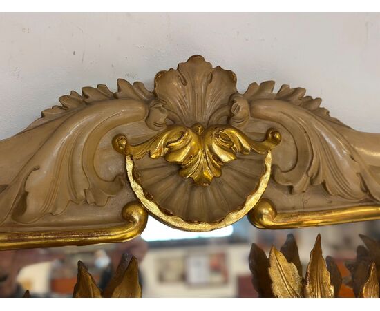 Lacquered and gilded mirror. Siena early 1800s