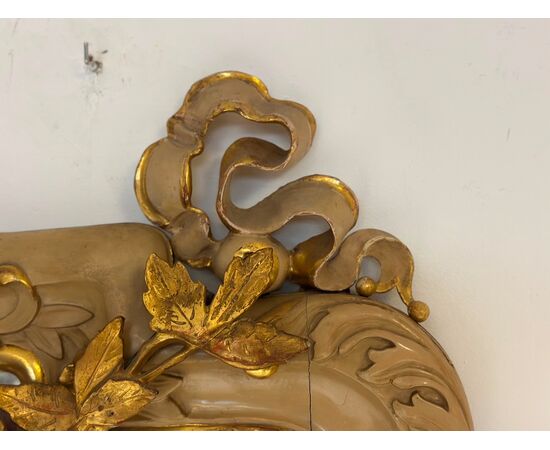 Lacquered and gilded mirror. Siena early 1800s