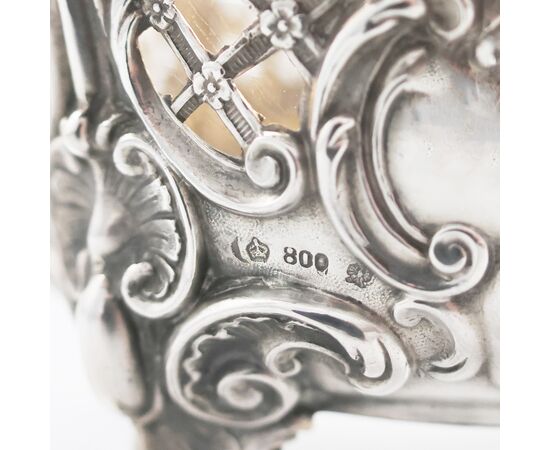 Embossed and chiseled silver basket, Bruckmann & Söhne, Germany, 19th century