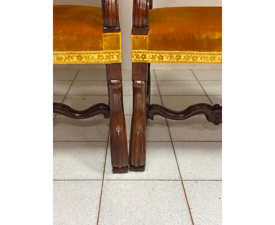 Pair of ram's bone thrones. Lombardy, late 17th century