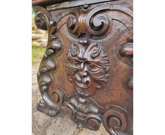 Tavolo 800 in noce da refettorio eclettico