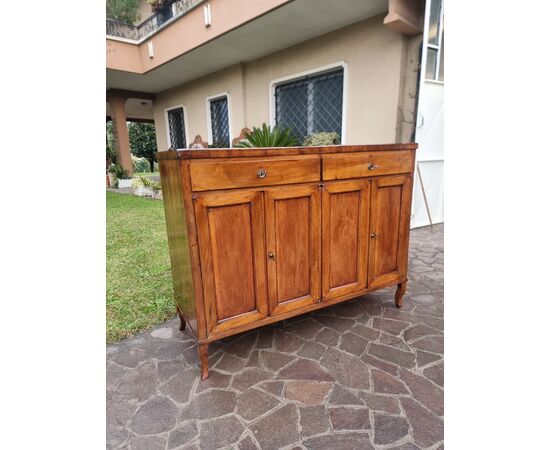 Credenza veneta dell’800 in noce