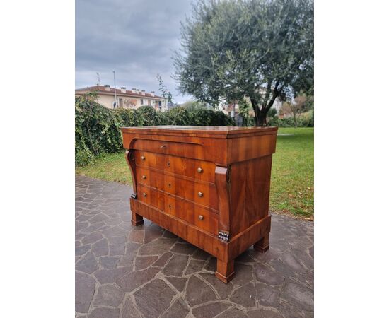 Comò Impero 1830 in noce impiallacciato