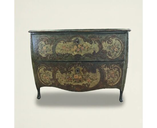 
Cassettone Veneziano Luigi XV laccato e dipinto, XVIII sec.
