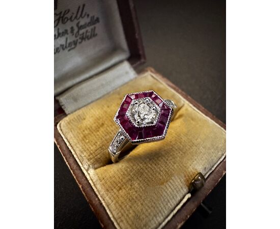 Anello  con  Rubini  e  Diamanti