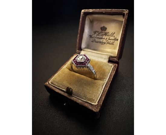 Anello  con  Rubini  e  Diamanti