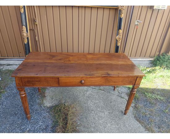 elegante tavolo / scrivania in noce