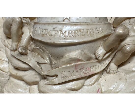 Altorilievo in schiuma di mare (silicato idrato di magnesio, calcite) - Luigi Filippo.