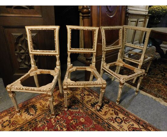 panc69  quattro sedie Luigi XVI laccate, cm 43 x 42 h 86
