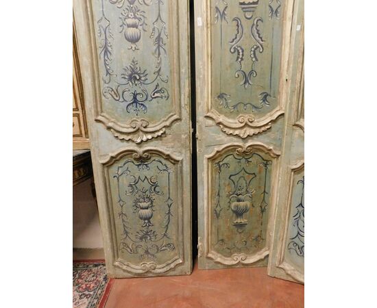 ptl476 two double doors decorated, both sides, meas. cm 112 xh 223 each     