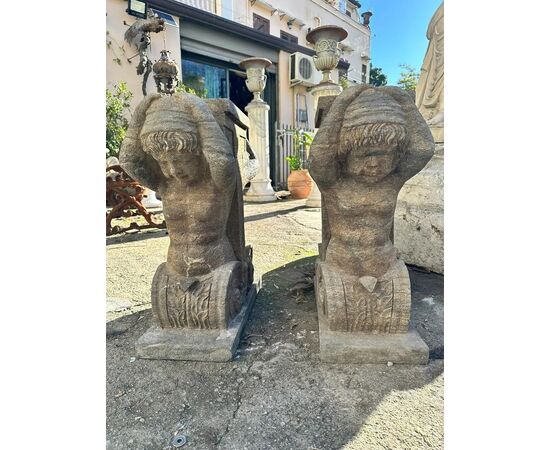 
Coppia di Basamenti in Peperino con Atlanti, XVIII sec.