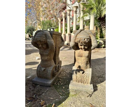 
Coppia di Basamenti in Peperino con Atlanti, XVIII sec.