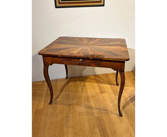 LOUIS XV INLAID WRITING TABLE, MID-18TH CENTURY