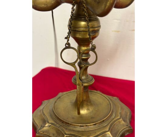 Pair of Florentine bronze oil lamps, early 18th century