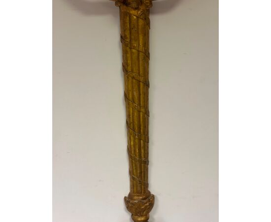 Large Louis XVI wall lamp in carved and gilded wood