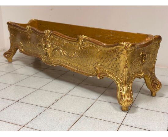 Fioriera in legno intagliato e dorato primi 800