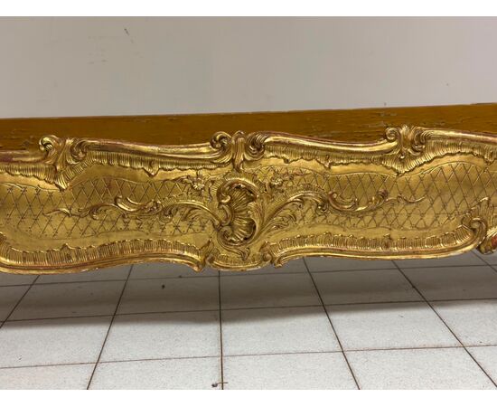 Fioriera in legno intagliato e dorato primi 800