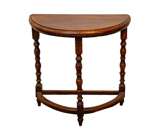 XVII secolo, Consolle in legno di noce