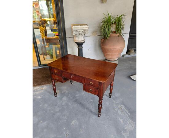 Piccola Scrivania in noce, Toscana, '800