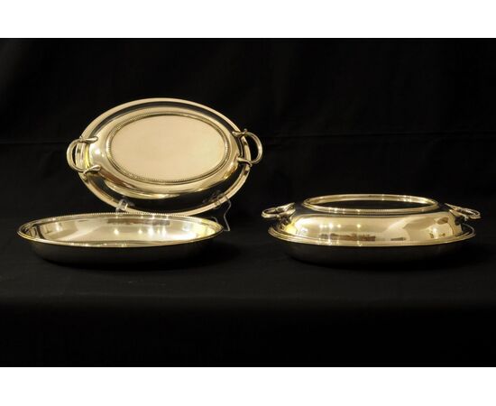 Pair of Oval Mappin vegetable dishes     