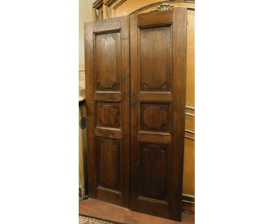 pti611 a door in 19th century oak, mis. cm 108 x 200     