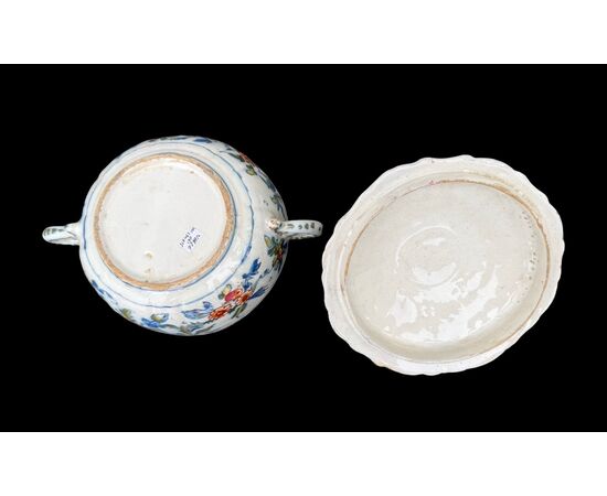 Maiolica childbirth cup. Coopellotti manufacturer. Lodi.