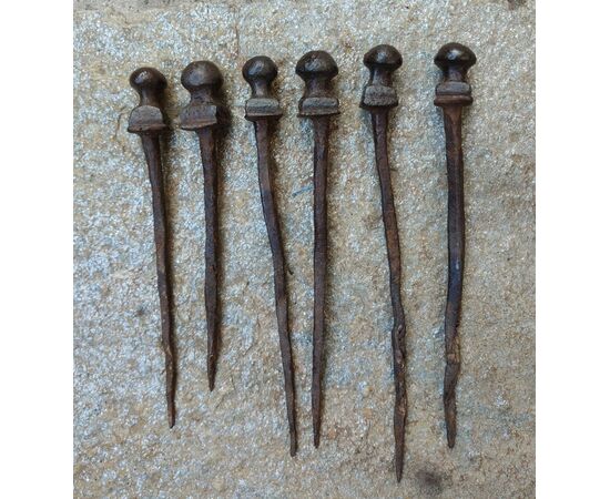 6 Large wrought iron nails in 2 parts, 17th-18th century