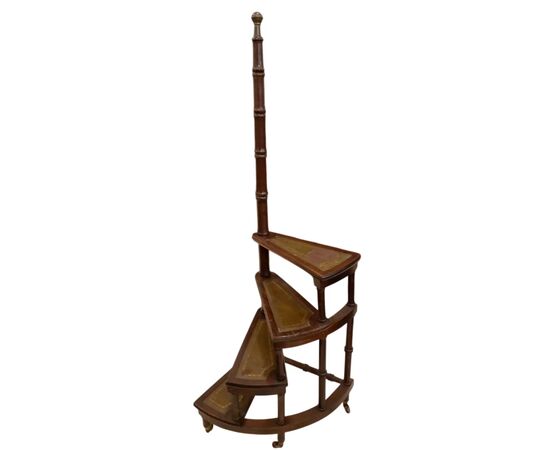 Scala a chiocciola inglese in mogano – primi Novecento