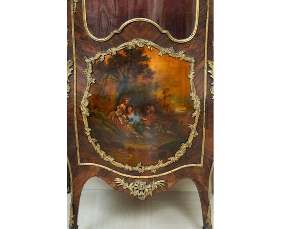 Vetrina dipinta Vernis Martin con bronzi dorati