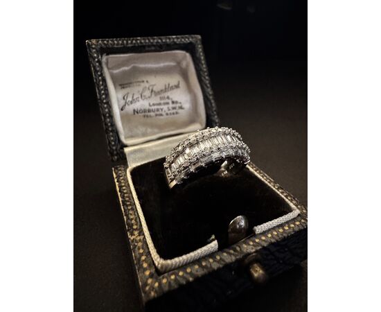 Fascia  con  Diamanti