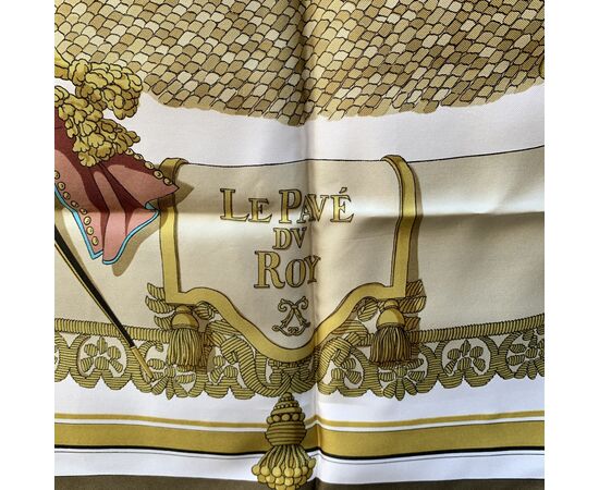 HERMES Foulard Vintage in Seta Col. Marrone Carre 90