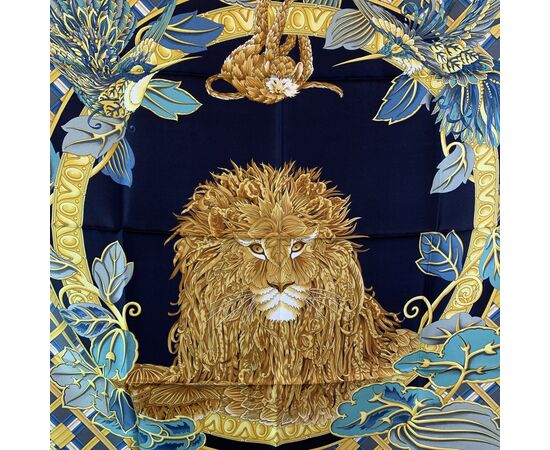 SALVATORE FERRAGAMO Foulard Vintage in Seta Col. Beige