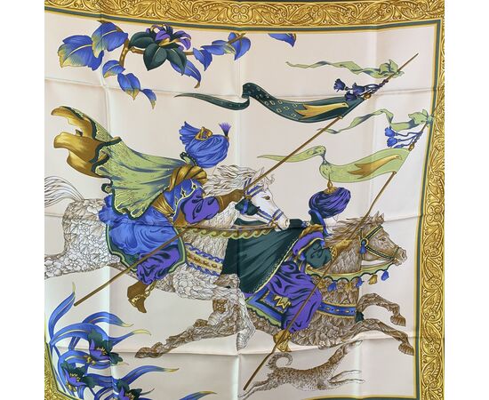 SALVATORE FERRAGAMO Foulard Vintage in Seta Col. Blu