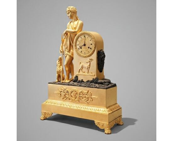 "DIANA THE HUNTRESS" - GILDED BRONZE MANTEL CLOCK - CHARLES X