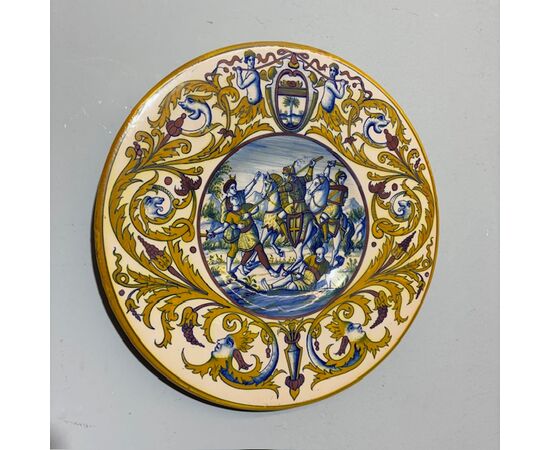 Antique Luster Plate by Paolo Rubboli, Gualdo Tadino, late 19th century, Battle scene, 39 cm