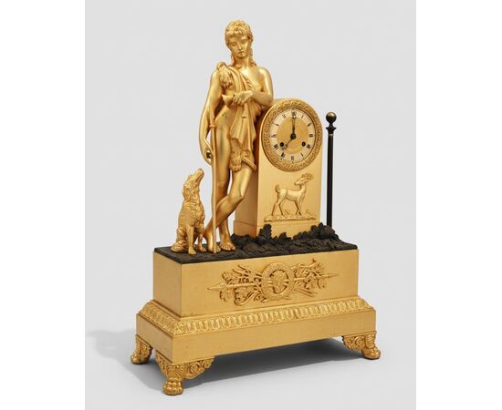 "DIANA THE HUNTRESS" - GILDED BRONZE MANTEL CLOCK - CHARLES X