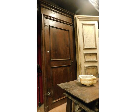 pts677 n. 5 doors in 17th century walnut, maximum size. h cm 270 x 120     