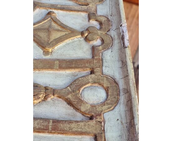 Commode bombée laccata e dorata, area veneta, XVIII secolo