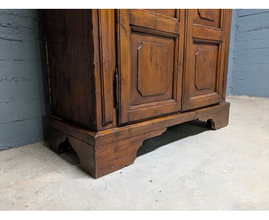 Bella dispensa in abete poco profonda – XVIII secolo