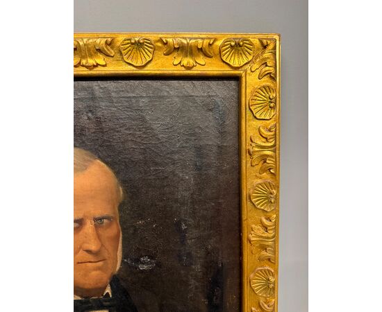 Antique 19th century oil on canvas painting of a noble figure in a gilded frame, 90x71cm