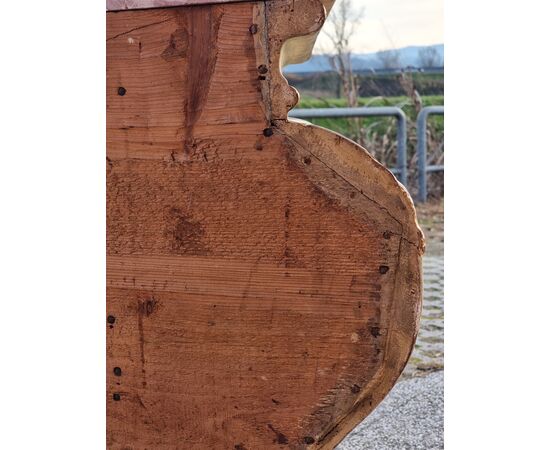 Commode bombée laccata e dorata, area veneta, XVIII secolo