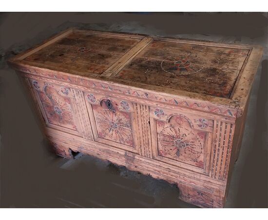 Cassapanca val sarentino