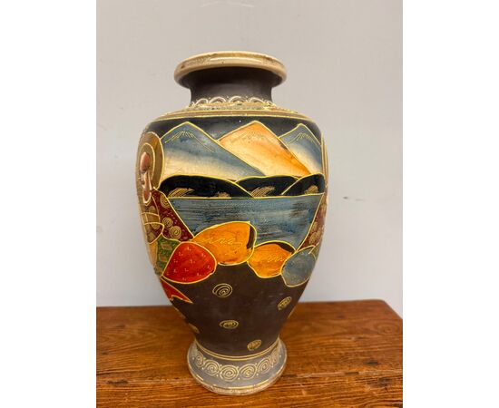 Antico vaso Giappone Satsuma '900 con personaggi, 38x25cm