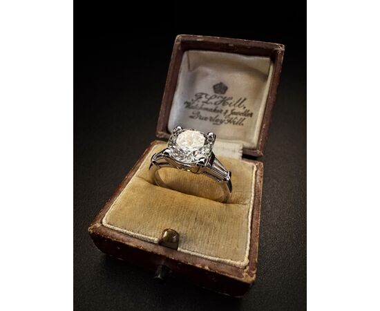 Anello  con  Diamanti