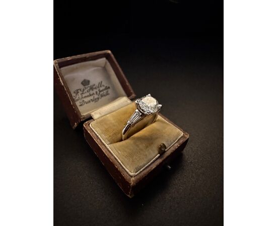 Anello  con  Diamanti