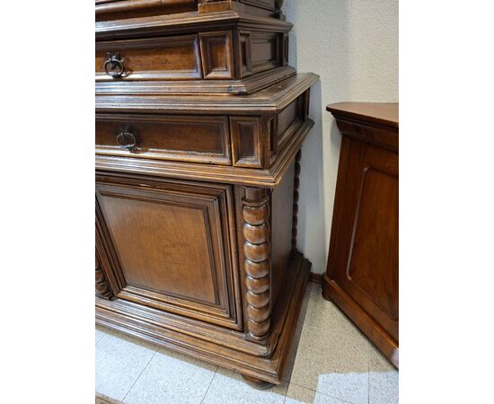 Sideboard