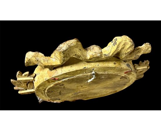 Small gilded wooden oval mirror with bow - Italy, late 18th / early 19th century