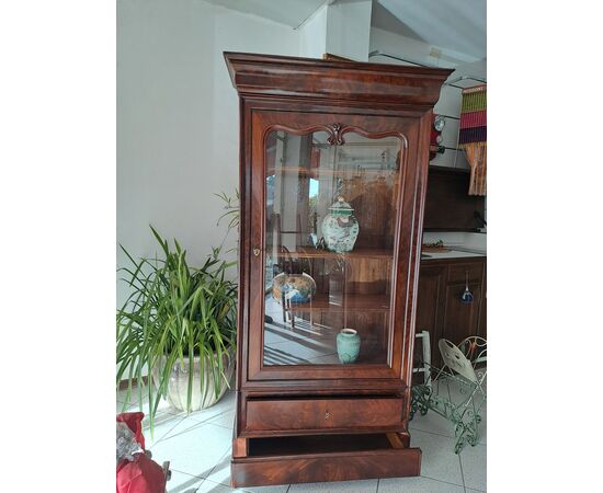 Vetrina una porta Luigi Filippo